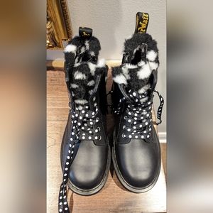 Kids Winter Doc Martens